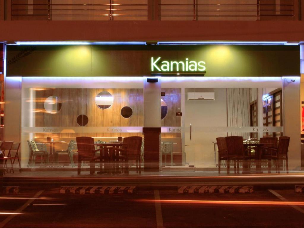 Casablanca Suites Легаспи Экстерьер фото